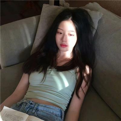 夏洛特时光 海报